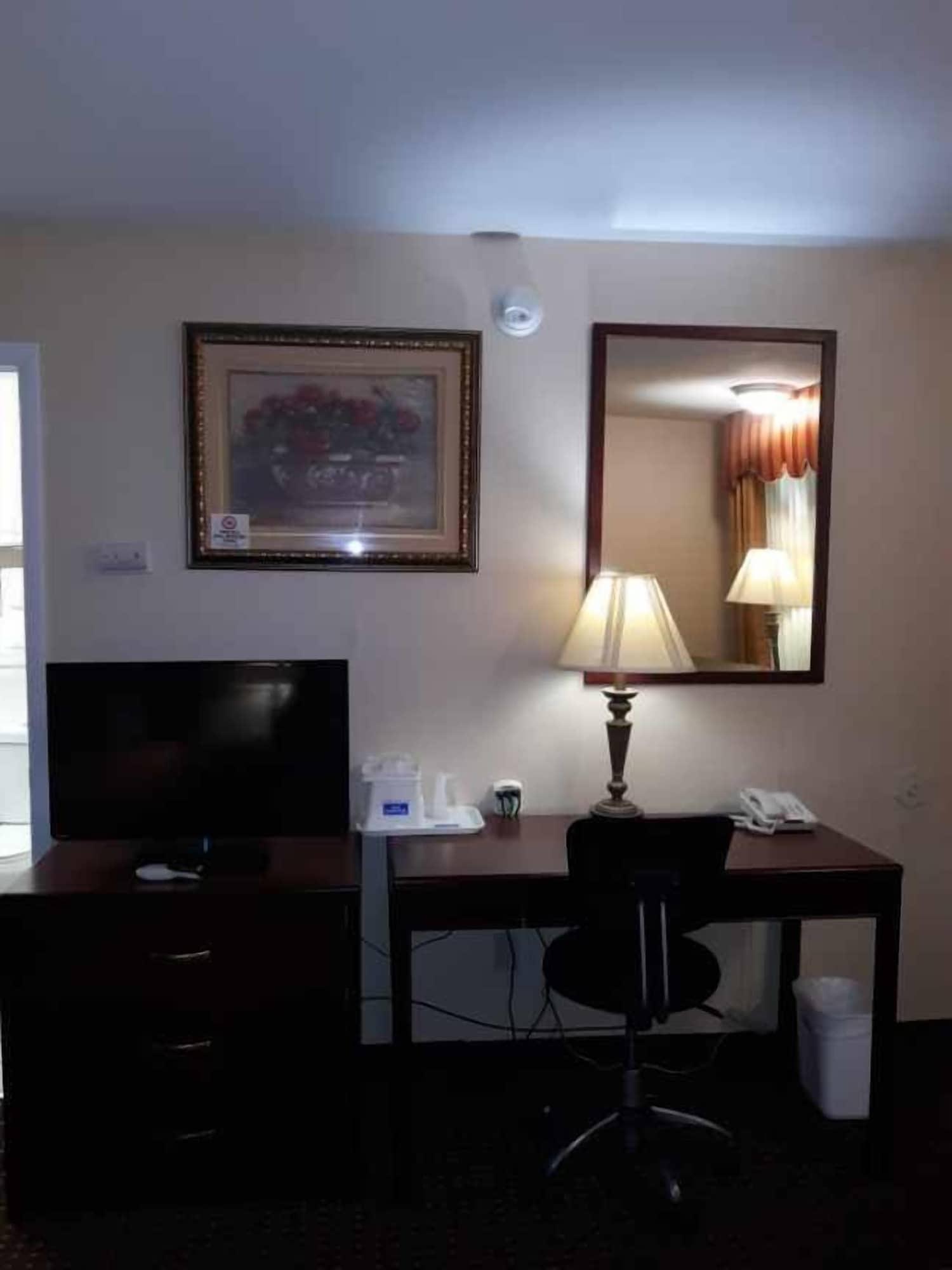 Rodeway Inn Weedsport Esterno foto
